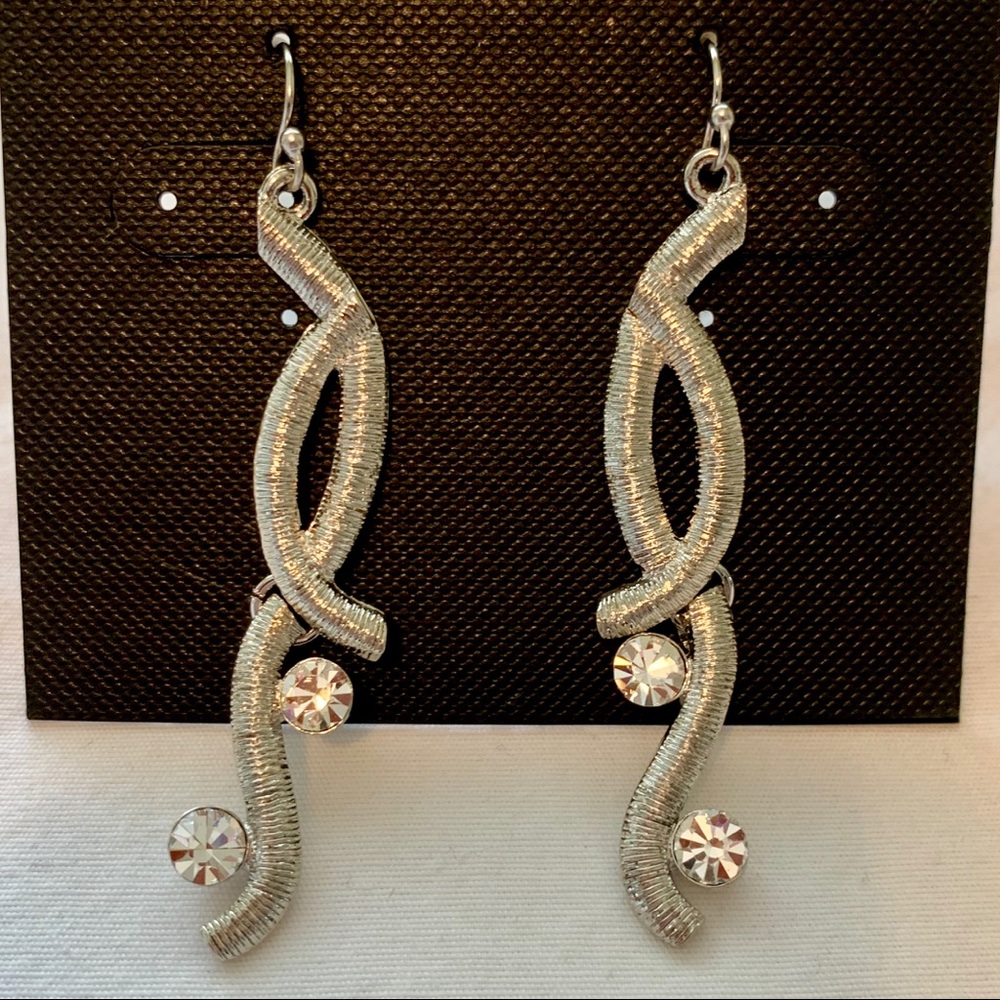 😍Cookie Lee silver & genuine crystal earrings!